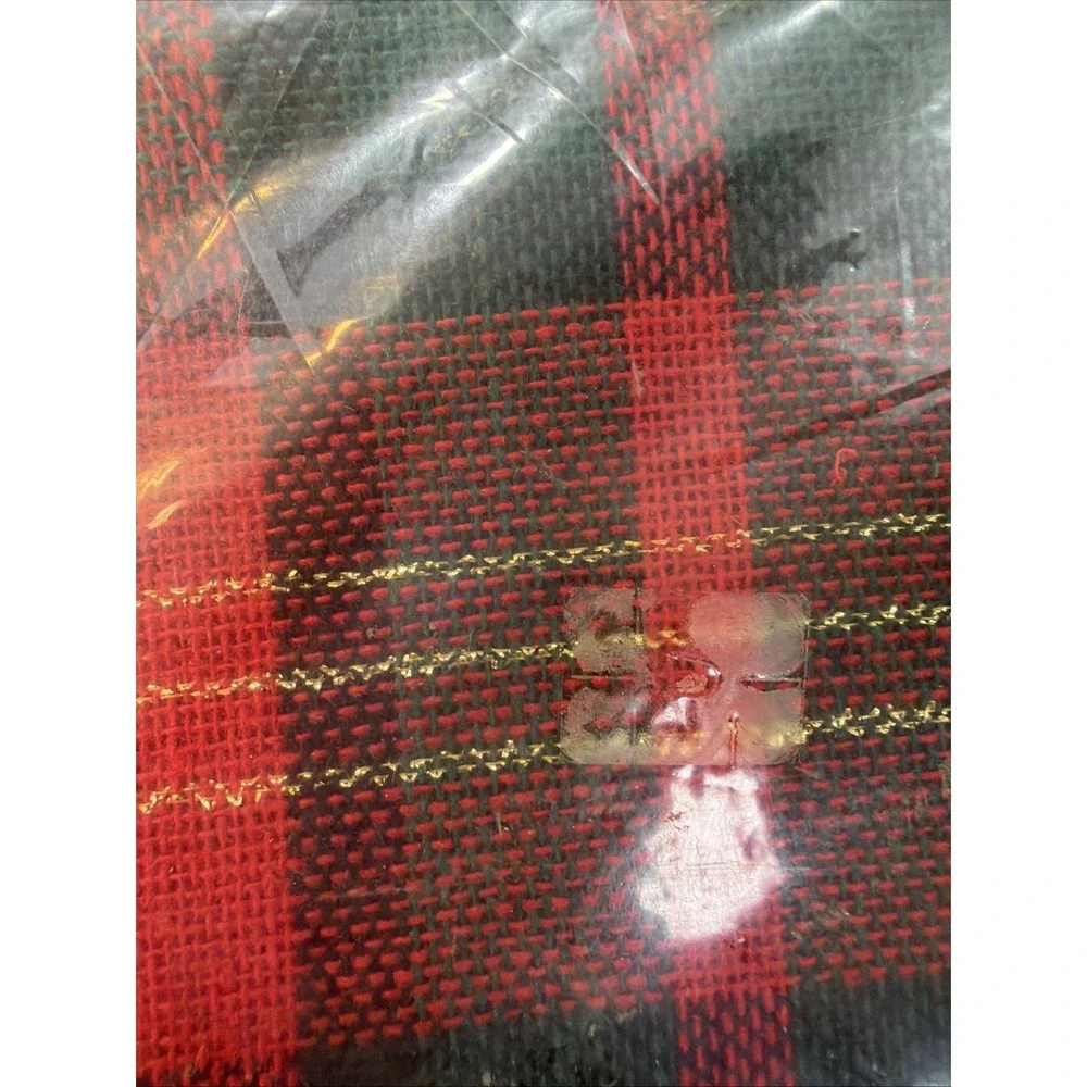 VTG Avon Yuletide Tartan Plaid Christmas Tablecloth 60x84 Oblong Holiday NOS NIP